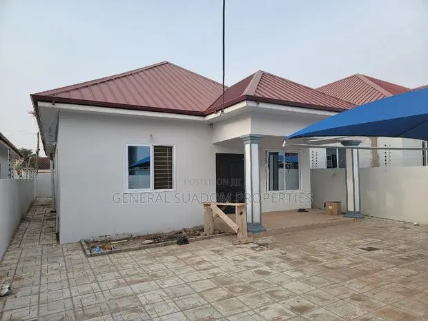 3bdrm House in Suadom Properties, Spintex for Sale · Photo 1