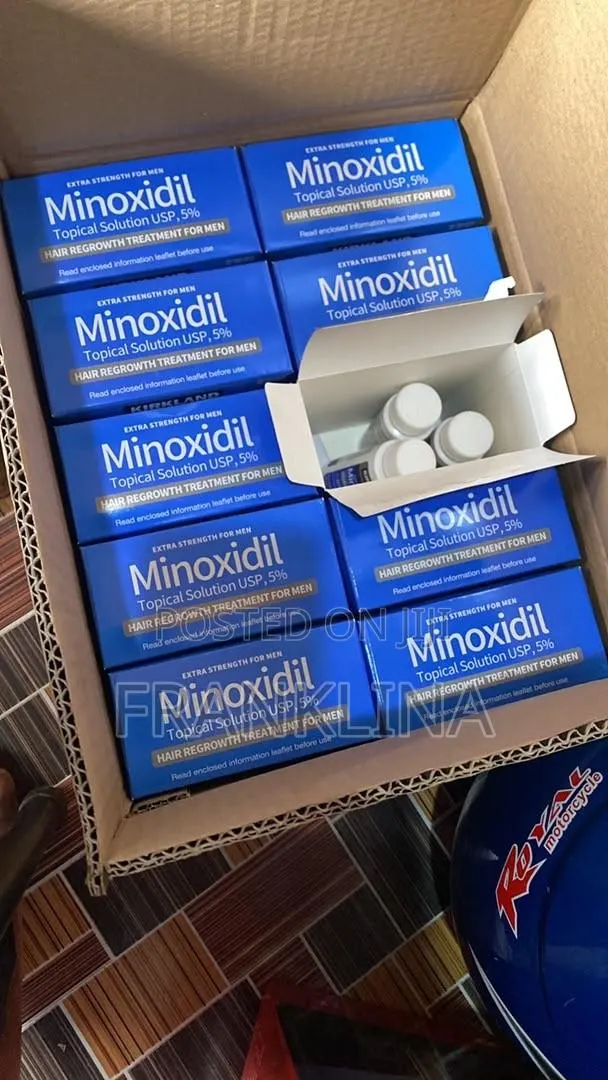 Kirkland Minoxidil · Photo 1