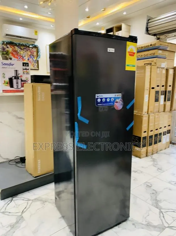 Zealous Sleek Pearl Puf-370 Upright Freezer · Photo 1