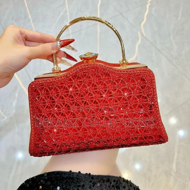 Luxury Clutch Handbag · Photo 1