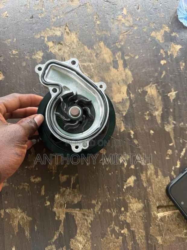 Water Pump for Honda Civic/CRV · Photo 1