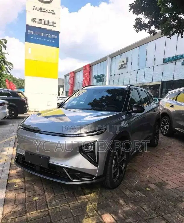 Geely Galaxy L7 2025 Gray · Photo 1