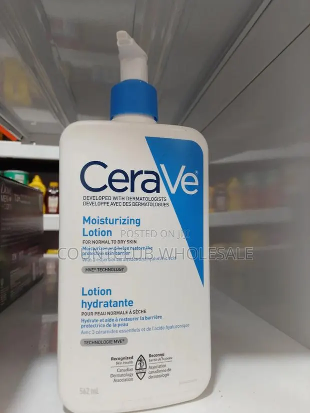 CeraVe Moisturizing Lotion · Photo 1