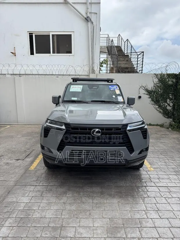Lexus GX 550 Overtrail 2024 Gray