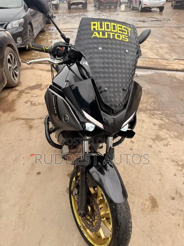 Yamaha 2021 Black · Photo 1