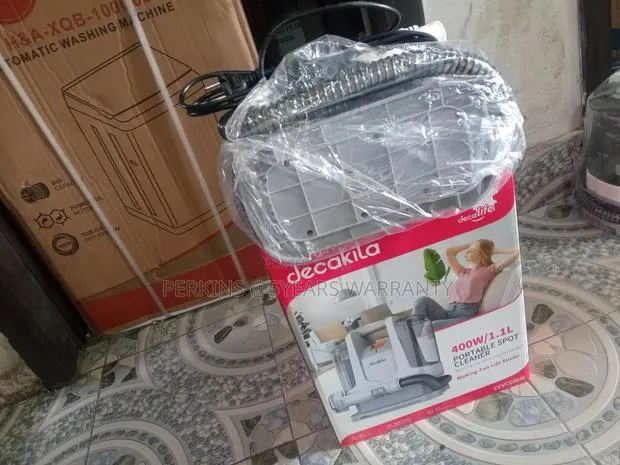 Super Cleaning Decakila Portable Spot Cleaner · Photo 1