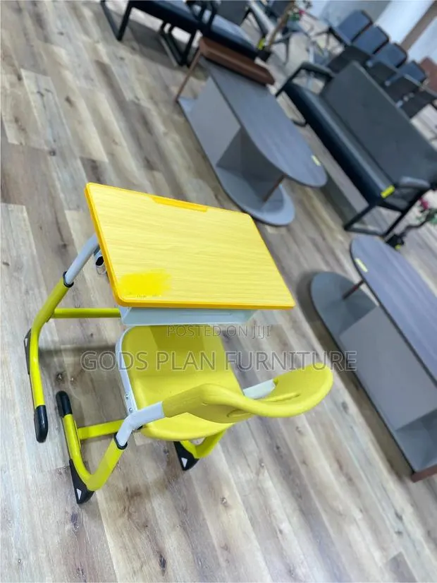 Students Desk · Photo 2