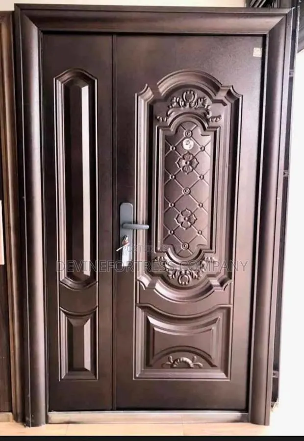 Quality Paladin Smooth Security Door · Photo 1