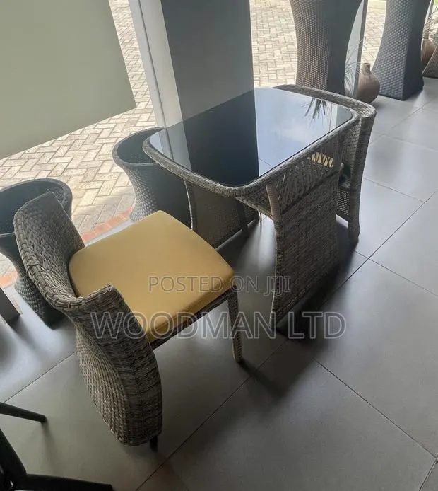 Outdoor Balcony Seat, 2 Set · Photo 1
