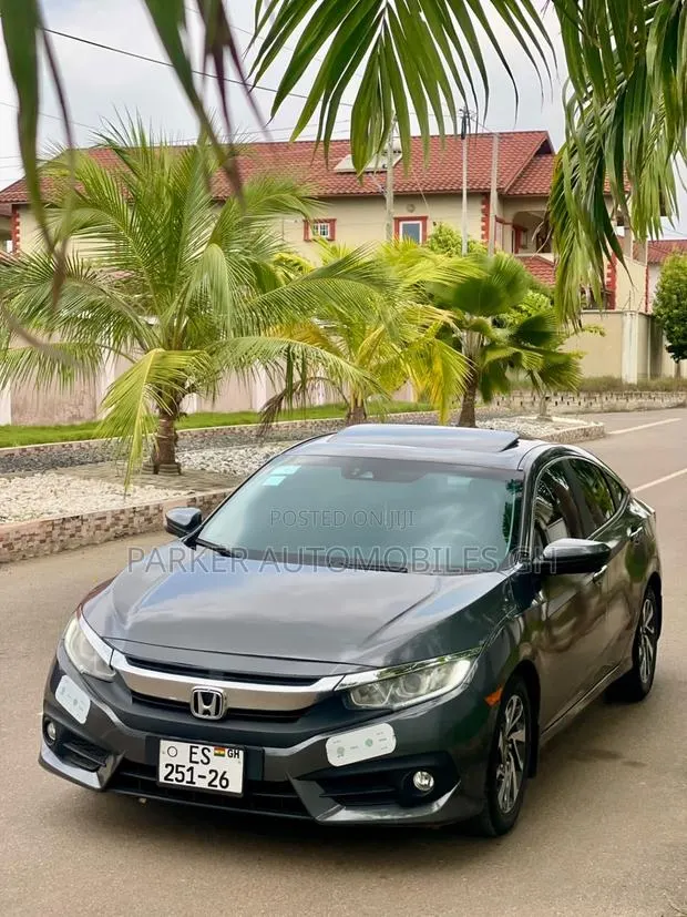 Honda Civic EX 4dr Sedan (2.0L 4cyl) 2017 Gray · Photo 1