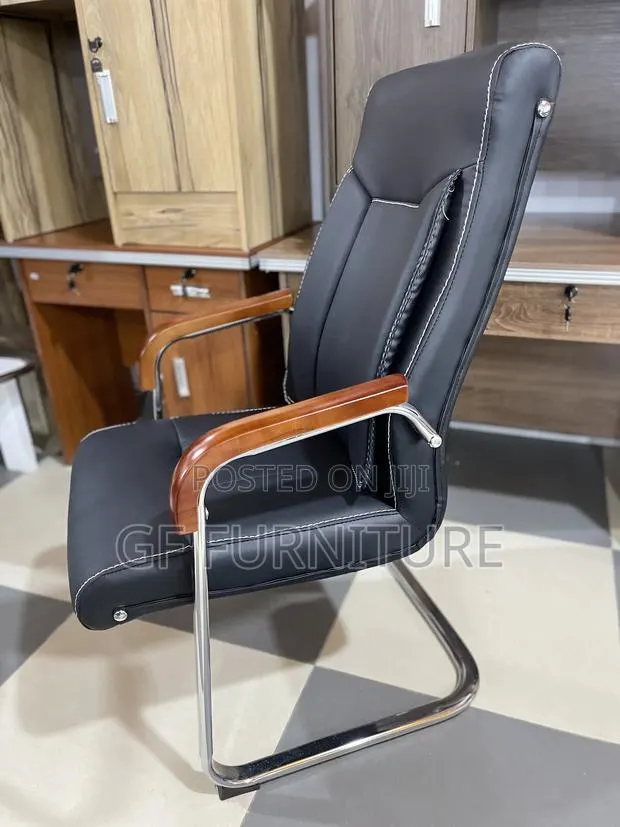 Pu Leather Executive Visitor/Conference Chair · Photo 1