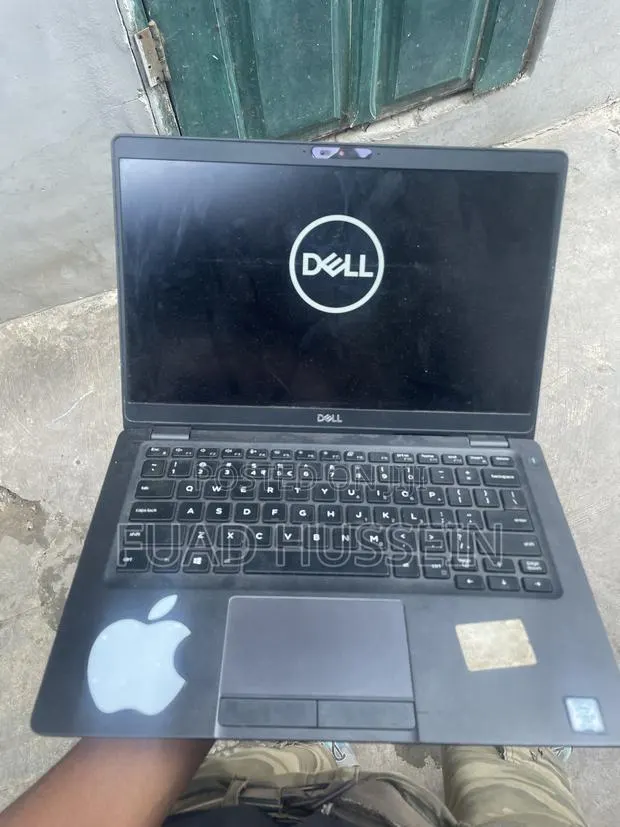 Laptop Dell Latitude 7400 8GB Intel Core i5 HDD 250GB · Photo 1