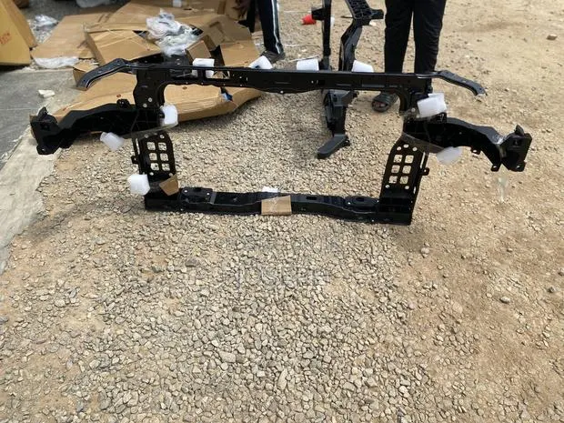 Santa Fe 2013,2014,2015,2016,2017,2018 Radiator Support · Photo 1