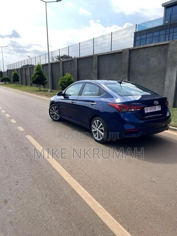 Hyundai Accent 2021 Blue · Photo 1