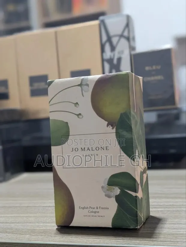 Jo Malone English Pear Freesia · Photo 1