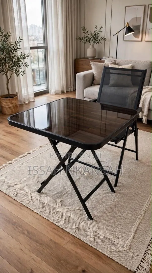 Retangular Black Folding Table and Chair · Photo 1