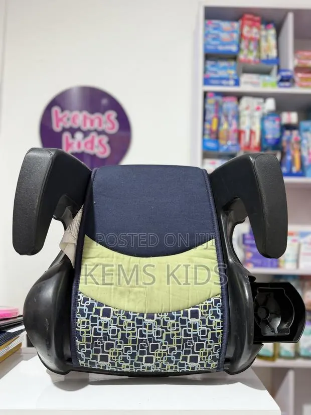 Car Seat Boosters · Photo 1