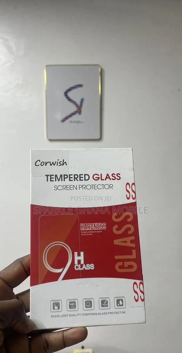 Samsung Galaxy S10e Tempered Glass Screen Protector · Photo 1