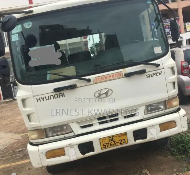 Hyundai 5 Tonnes 2003 · Photo 1