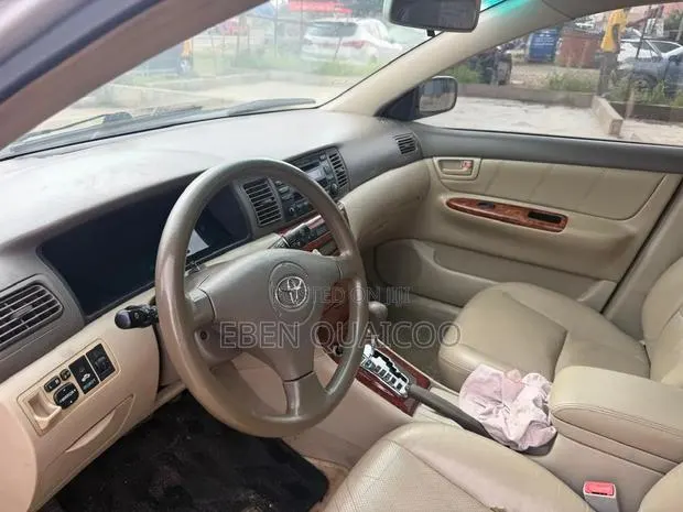 Toyota Corolla Altis 2007 Silver · Photo 1