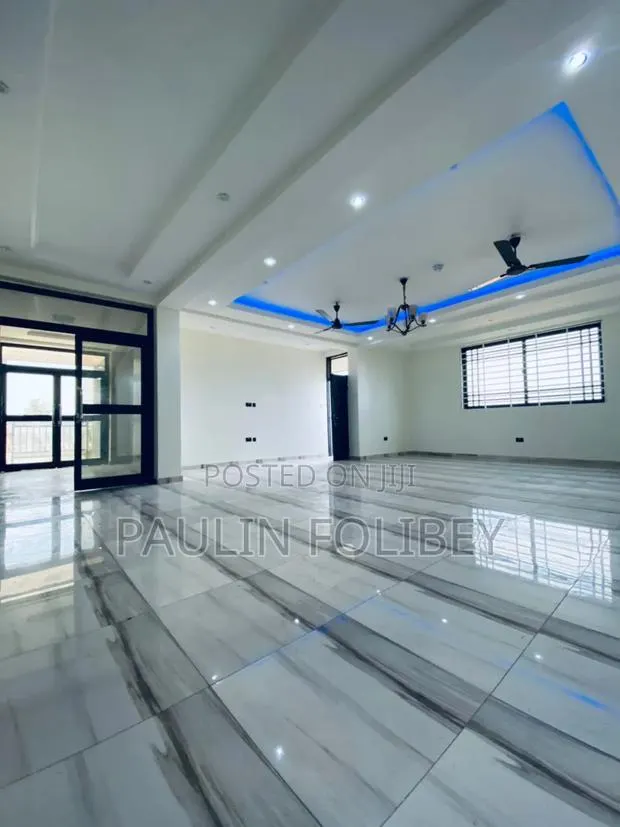 2bdrm Apartment in Dg Property, West Hills Mall Area for rent · Photo 1