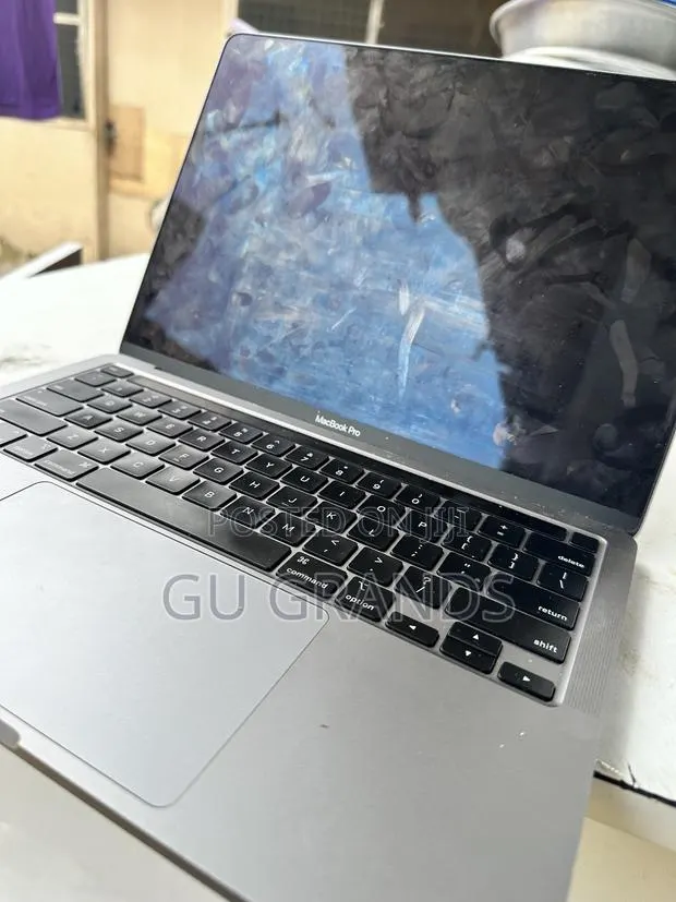 Laptop Apple MacBook Pro 2020 16GB Intel Core i5 HDD+SSD 1T · Photo 1