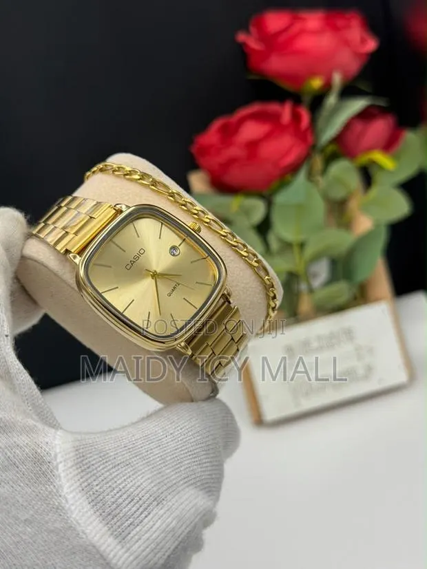 Watch and Bracelet · Photo 1
