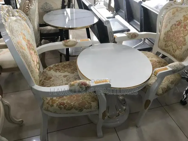 European Style Antique · Photo 1