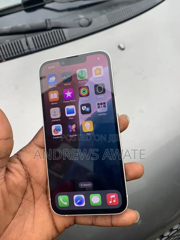 Apple iPhone 14 128 GB White · Photo 1