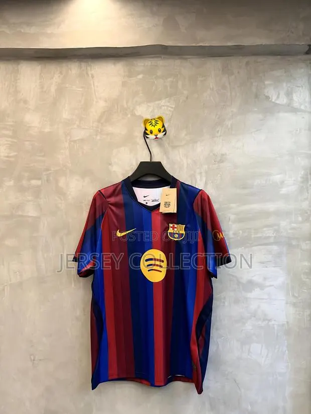 Barcelona 26/27 Jersey · Photo 1