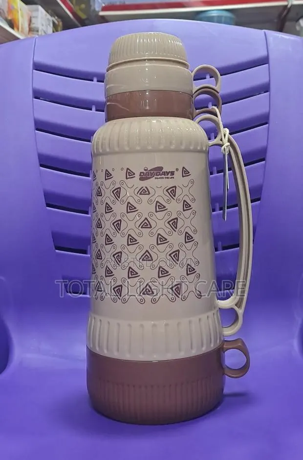1.8 Liter Vacuum Flask · Photo 1