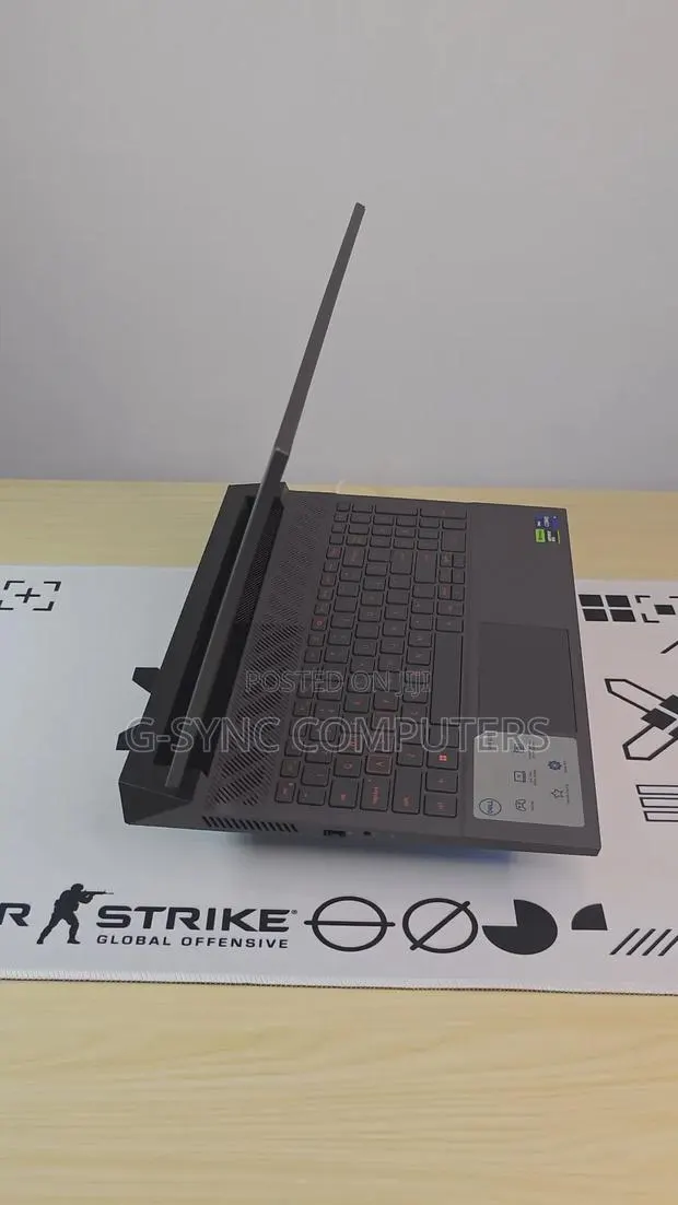 Laptop Dell G15 5535 32GB Intel Core i9 SSD 1T · Photo 1