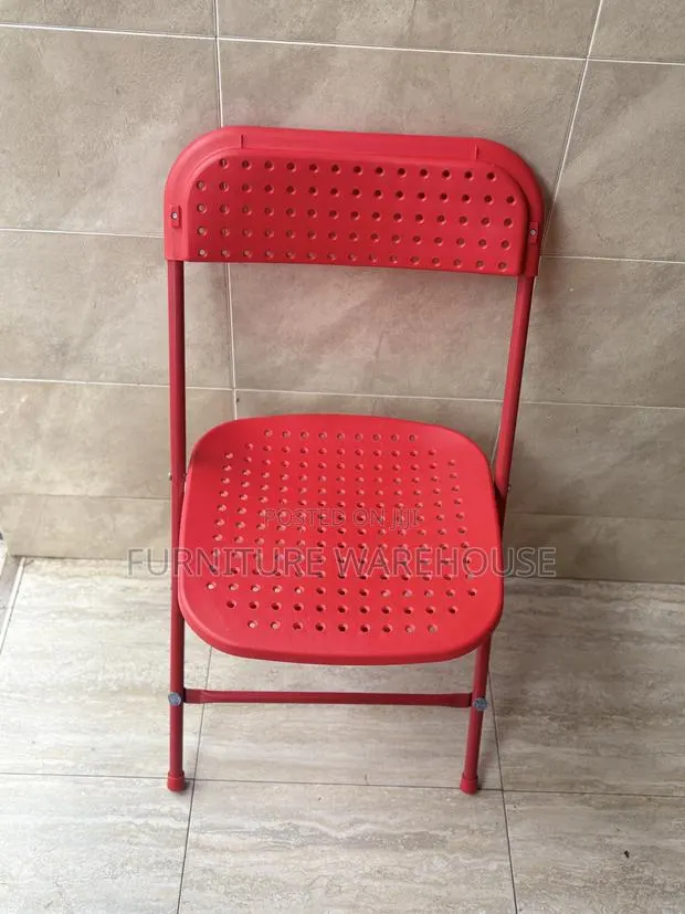 Folding Chair · Photo 3