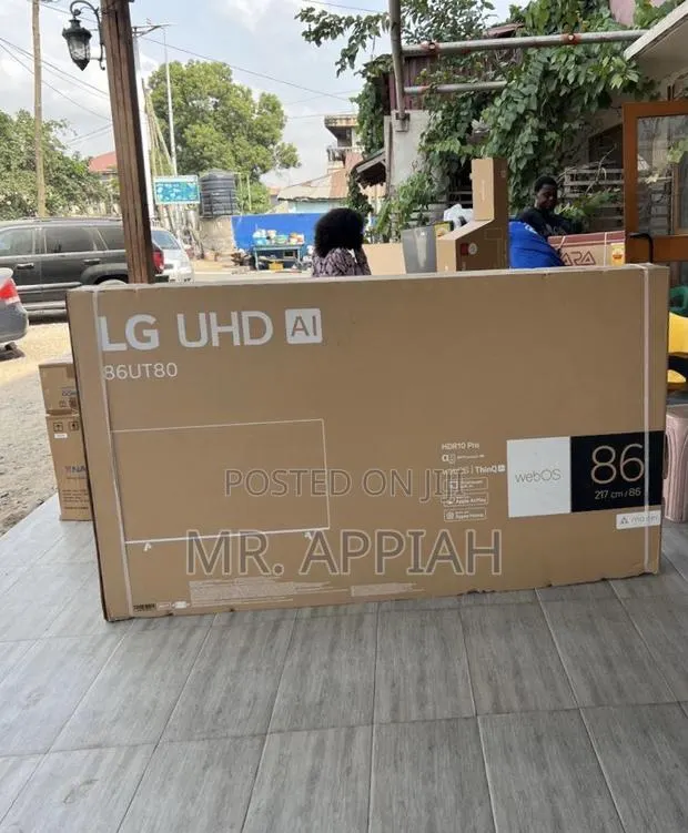 Shop Lg-86ut80006r Smart Satellite Uhd Smart Tv + Remote(Black) · Photo 1