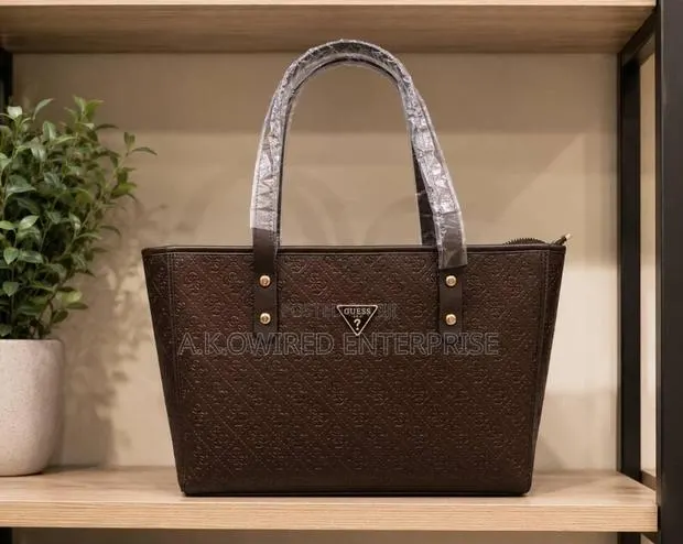 Very High Quality Tote Bag at Affordable Price · Photo 1
