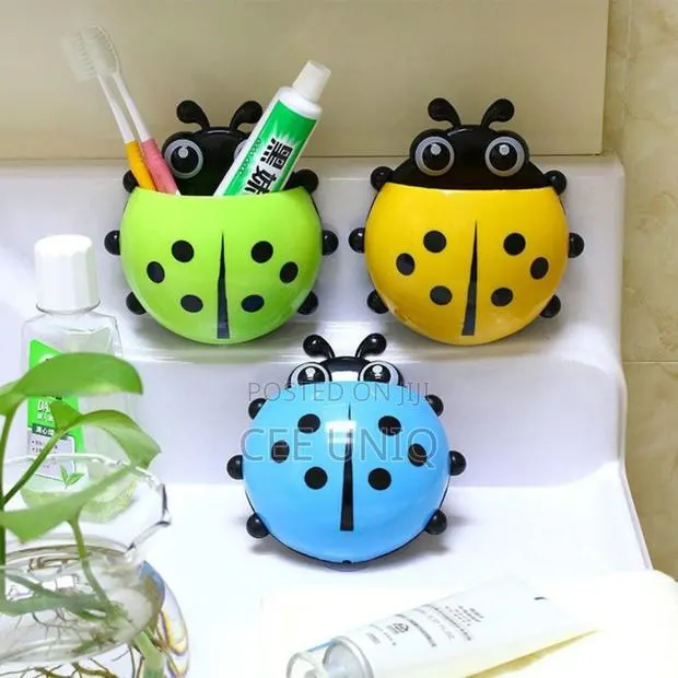 Cute Toothbrush Holder · Photo 1