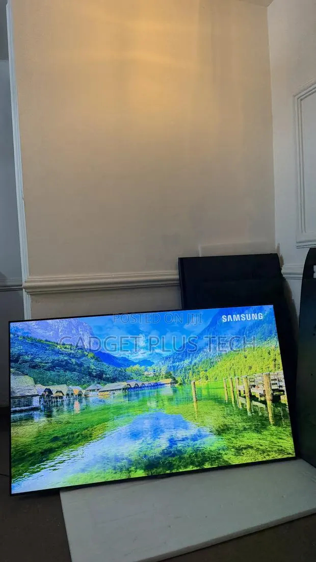 American 65” Samsung Crystal UHD Smart TV · Photo 1