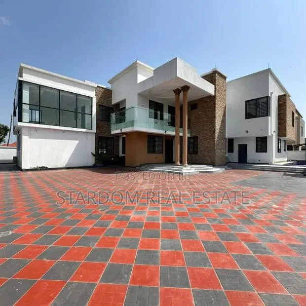6bdrm Mansion in West Trassaco, East Legon for sale · Photo 1