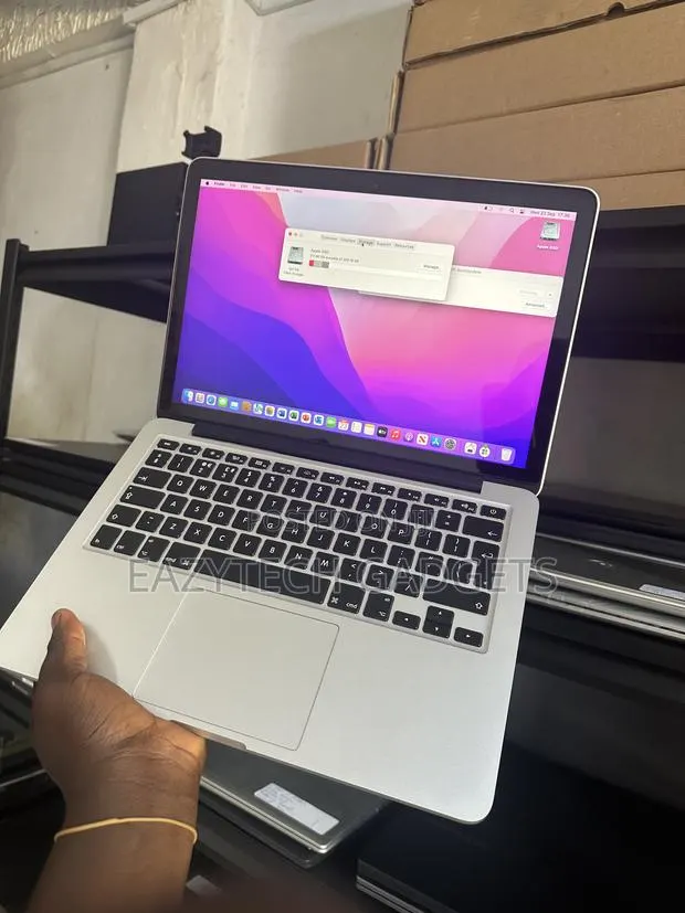 Laptop Apple MacBook Pro 2015 8GB Intel Core i5 SSD 256GB · Photo 1