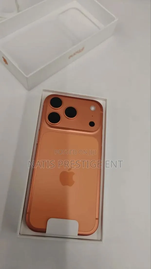 New Apple iPhone 17 Pro 256 GB Orange · Photo 1