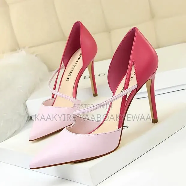 Ladies Heel · Photo 1