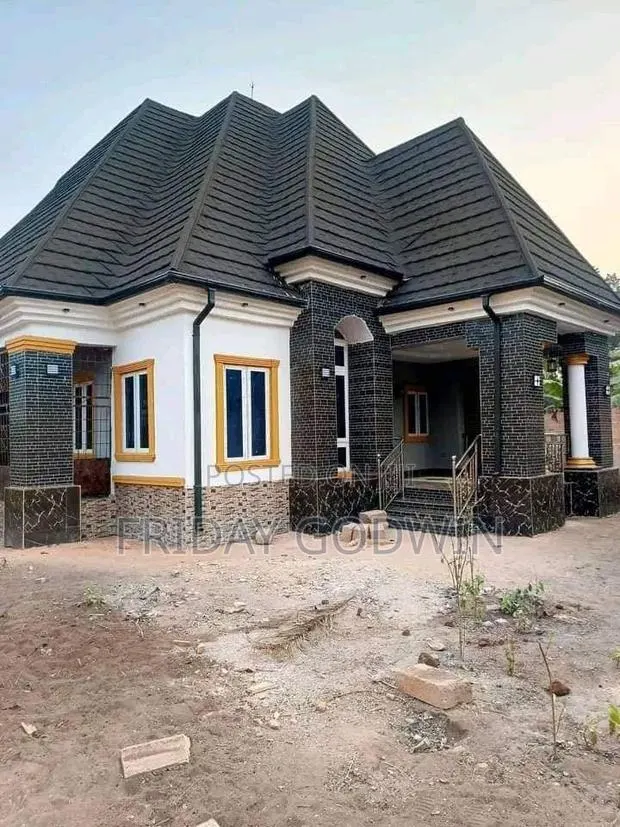 Stone Coated Roofing Tiles · Photo 1