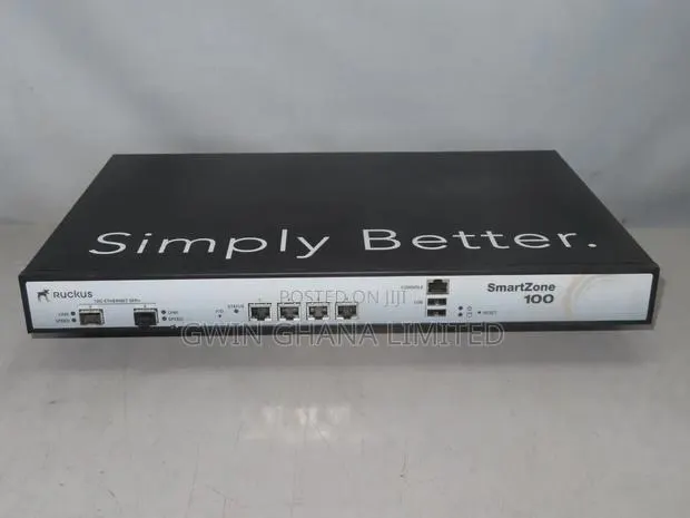 RUCKUS SMARTZONE 100 Network LAN Controller · Photo 1