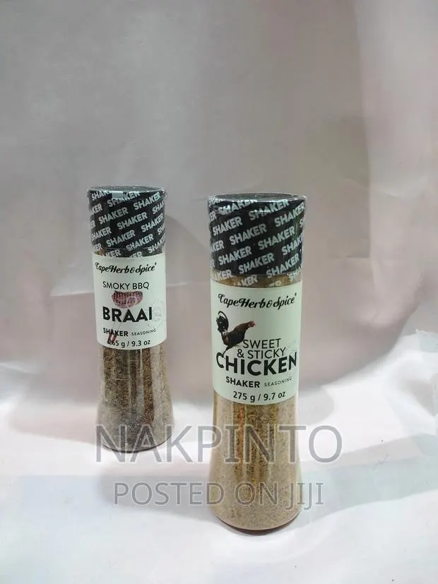Smoky BBQ Braai Shaker. Sweet and Sticky Chicken Seasoning · Photo 1