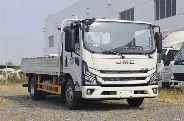 Affordable 2.5-5 Tons Light Cargo Trucks From China · Photo 1