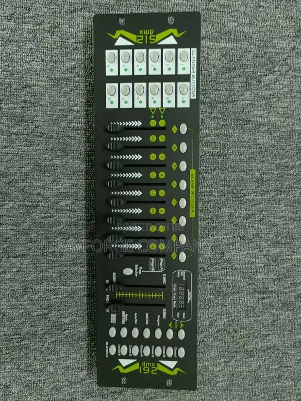 DMX192 Stage Lighting Controller · Photo 1