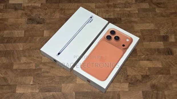 New Apple iPhone 17 Pro Max 1 TB Orange · Photo 1