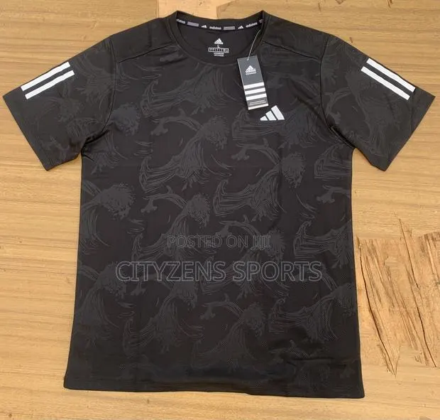 Black Adidas Gym/Sports Top · Photo 1