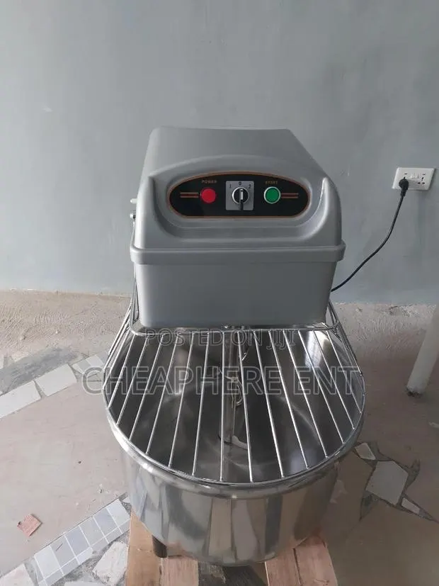 50 Litres Dough Mixer · Photo 4