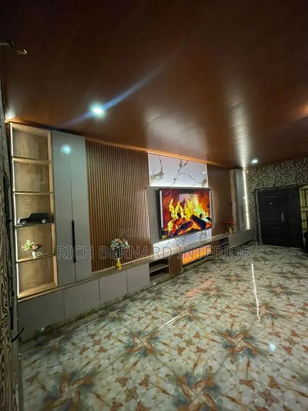 Modern TV Console · Photo 1